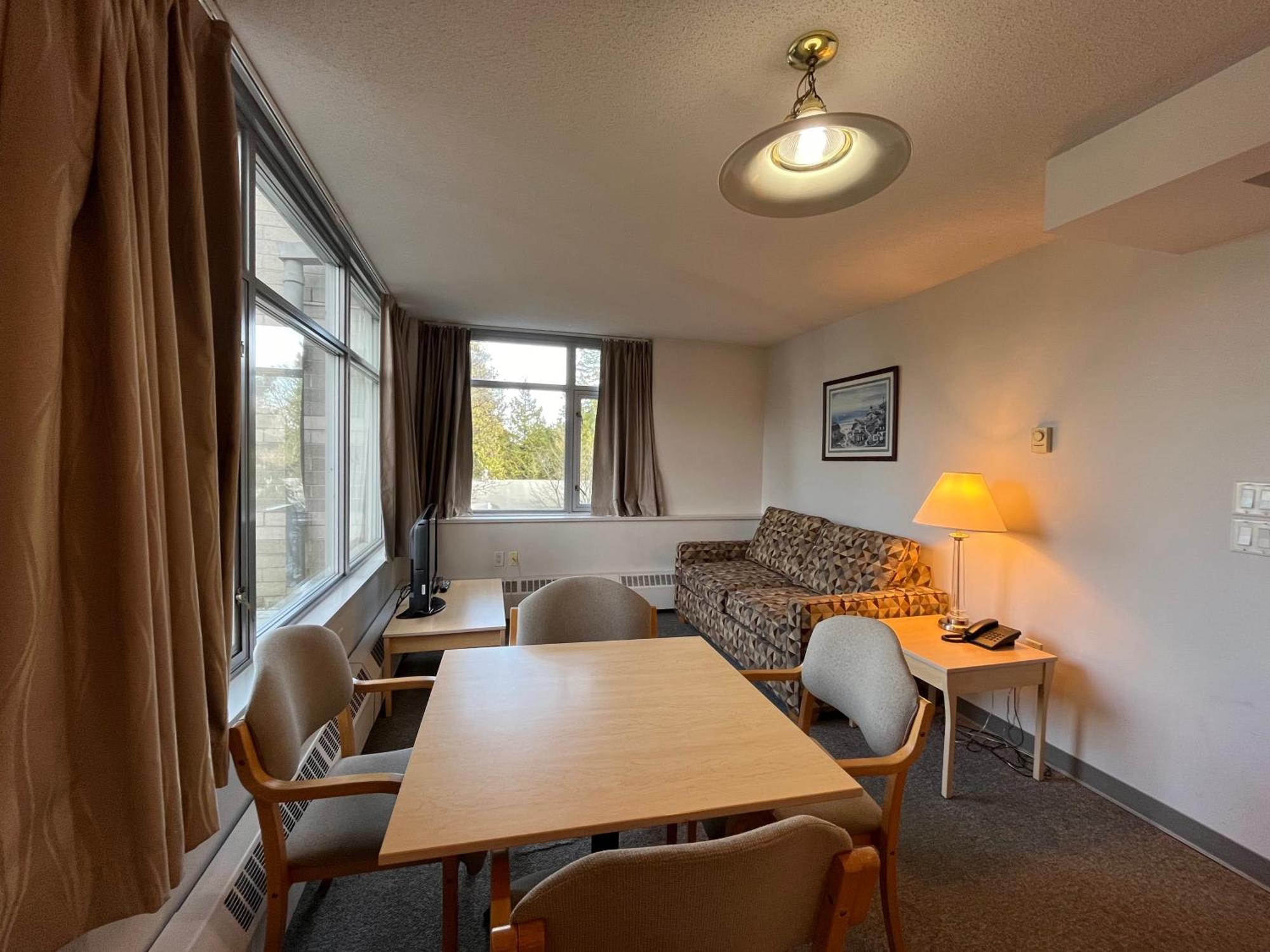 Apartment Carey Centre On Ubc Campus *