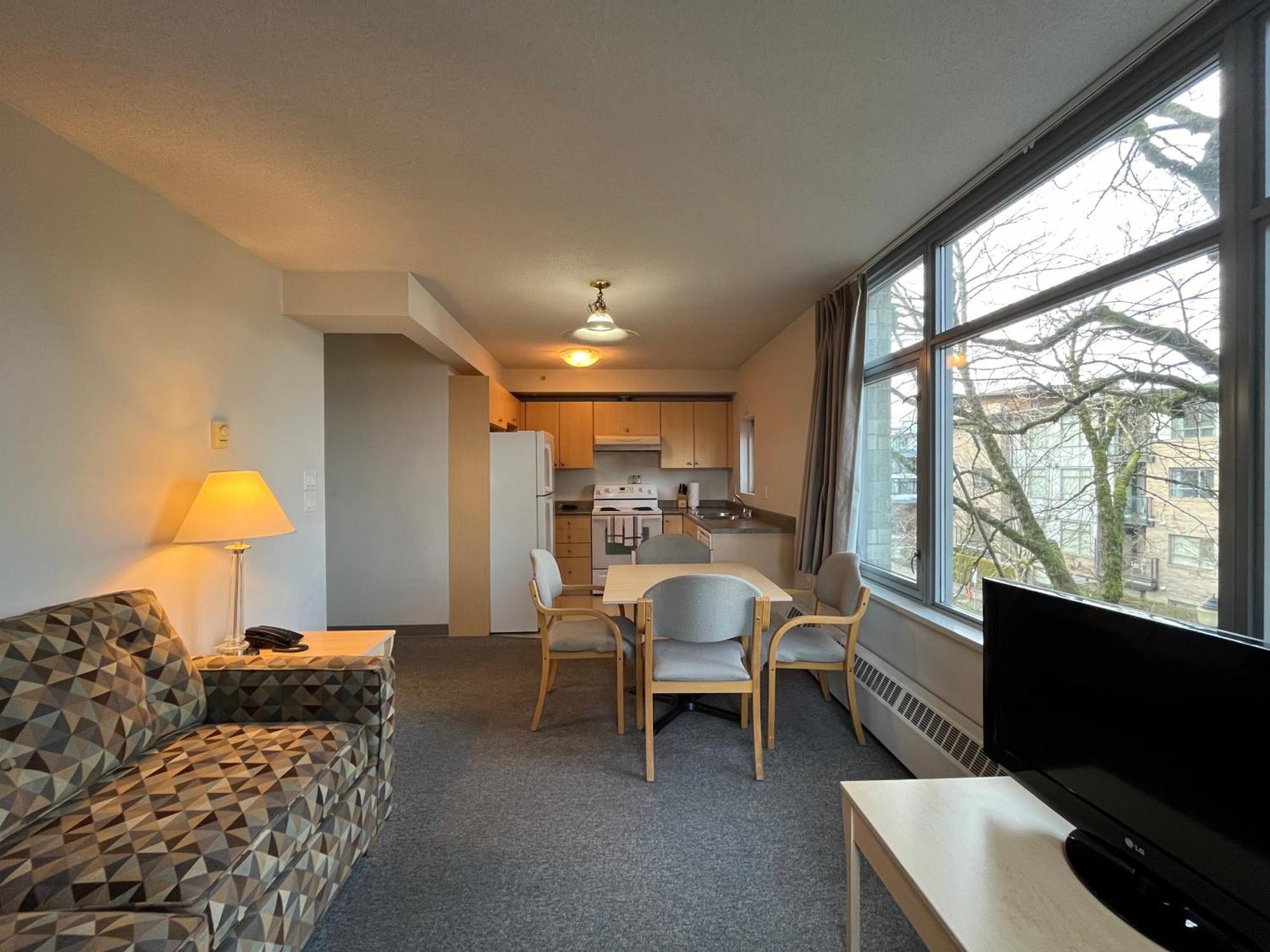 Apartment Carey Centre On Ubc Campus *