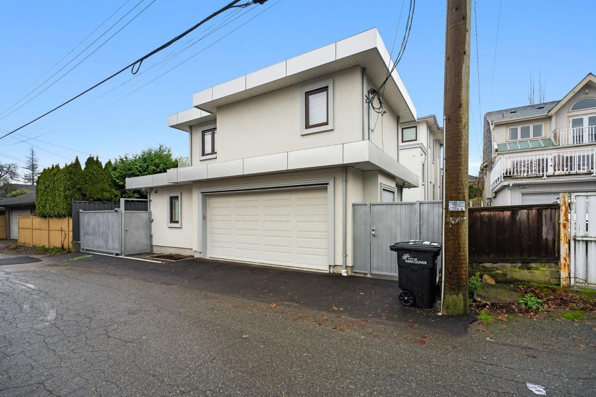 Brand New 2 Bedroom Point Grey Getaway Vancouver