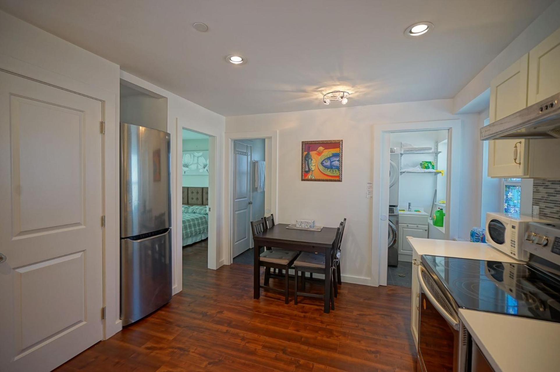 Privatunterkunft Eve's House 3 Bedrooms Near Yvr Dt Ubc *