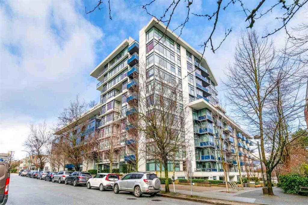 Relocation Special -kits Garden View Apartment