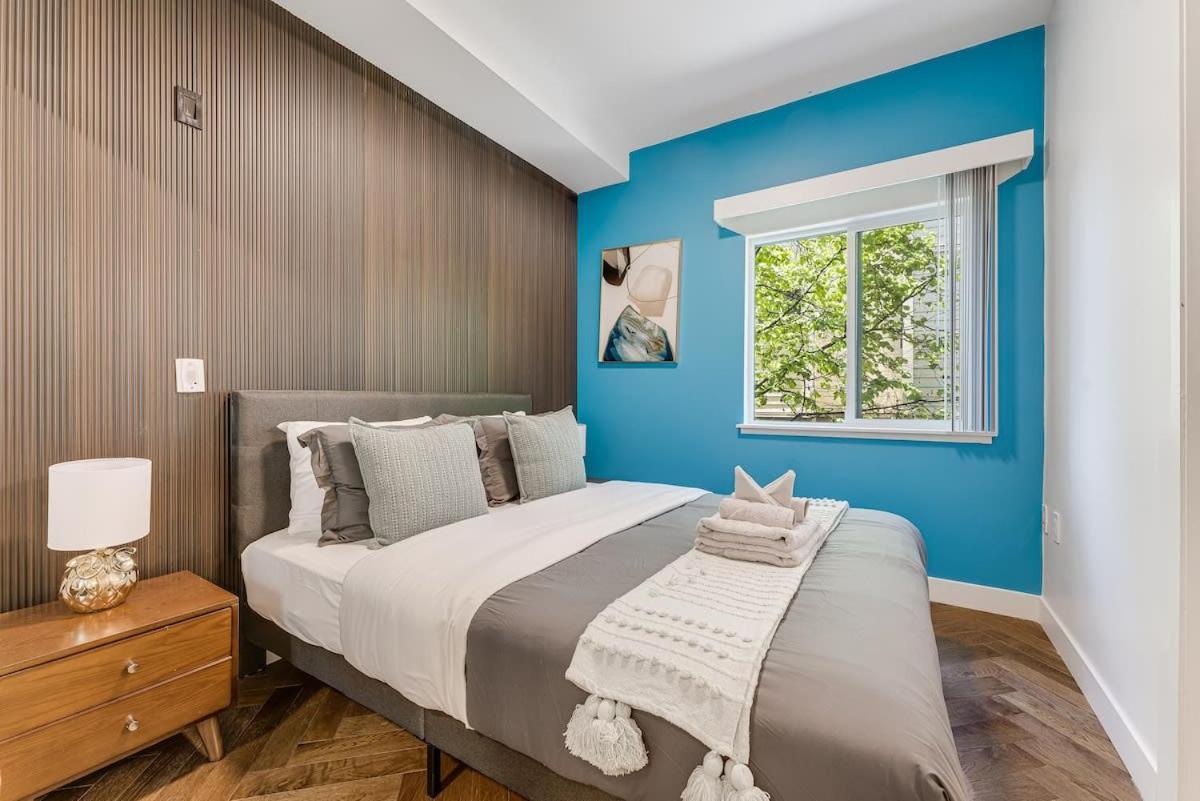 Stylish 2br In West End Dt With Free Parking *