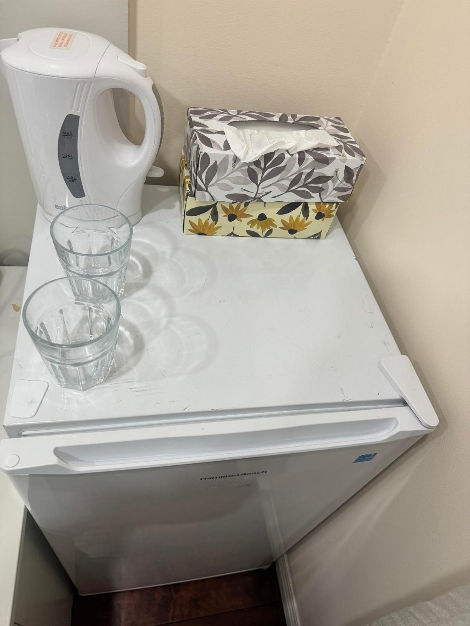 Great Guest Close Downtown Vancouver, Ubc And Store Homestay