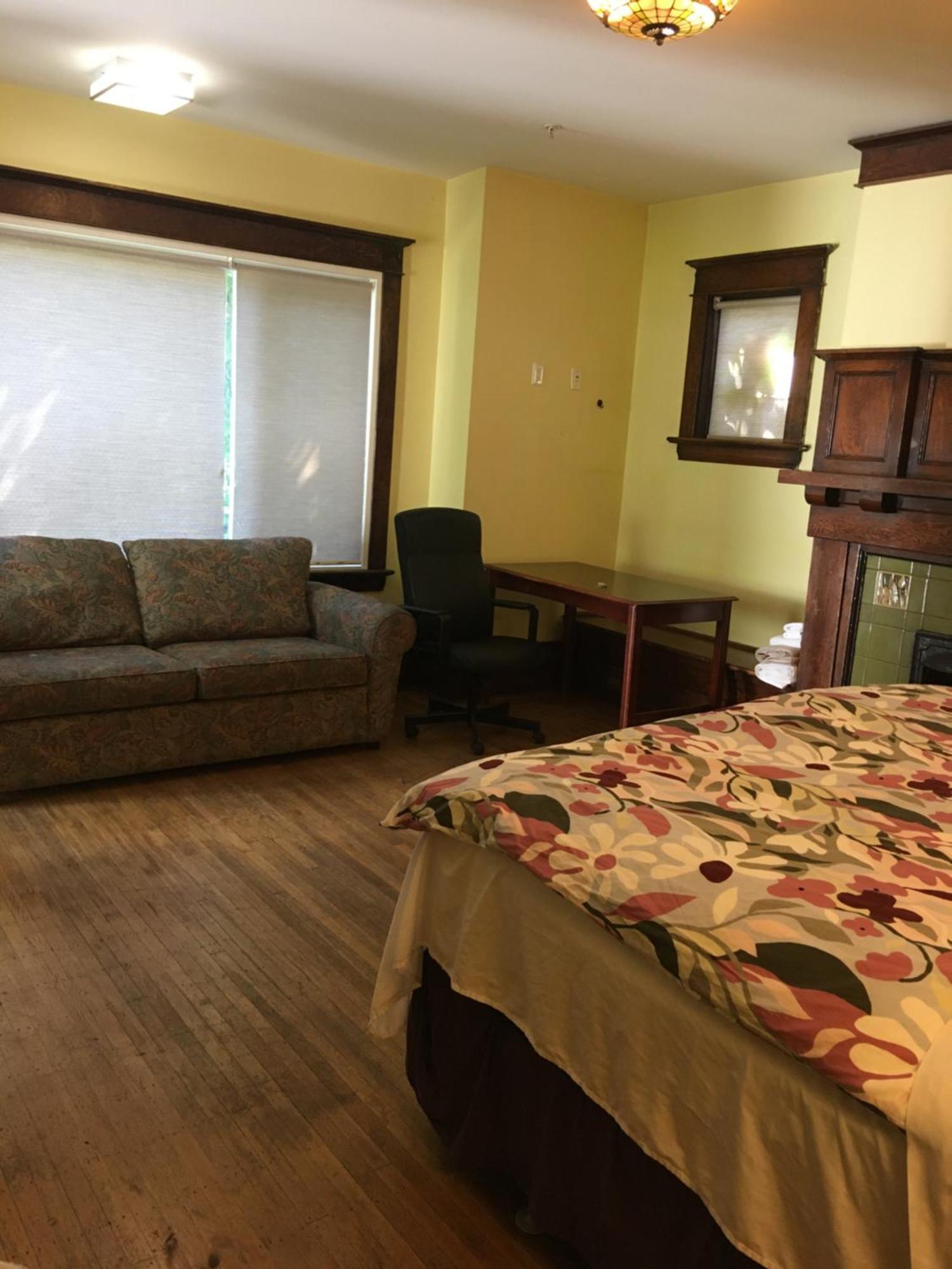 Manor Guest house Vancouver