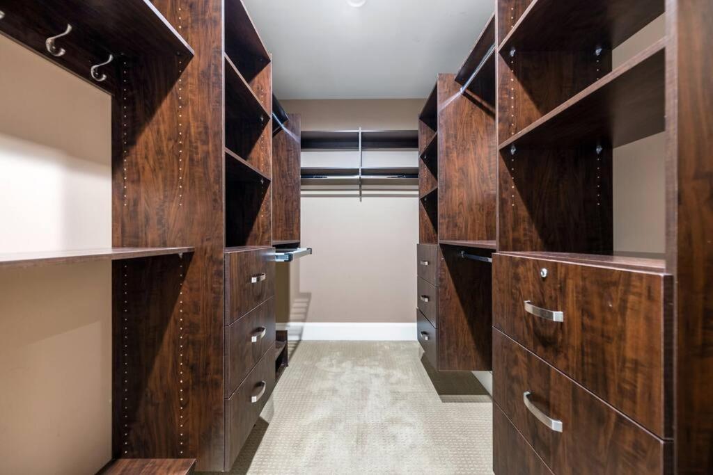 Luxury 4-bedroom Family Vancouver