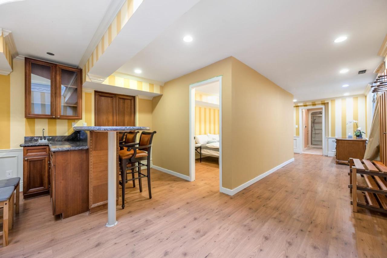 Charming Retreat On Cypress Street, Your Away From Gasthof Vancouver