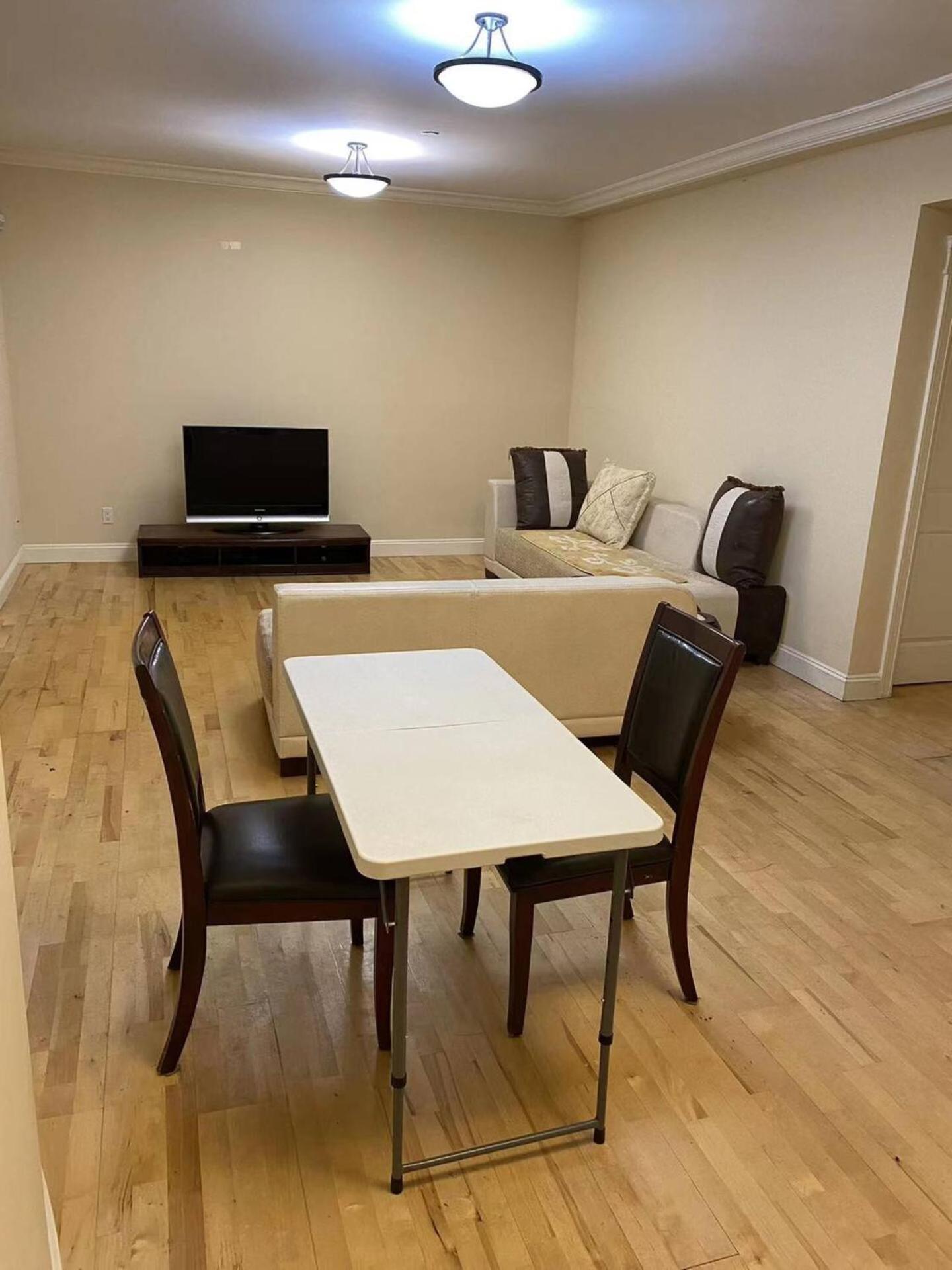 Guest house Spacious & Cozy 2 Bd In Heart Of Vancouver