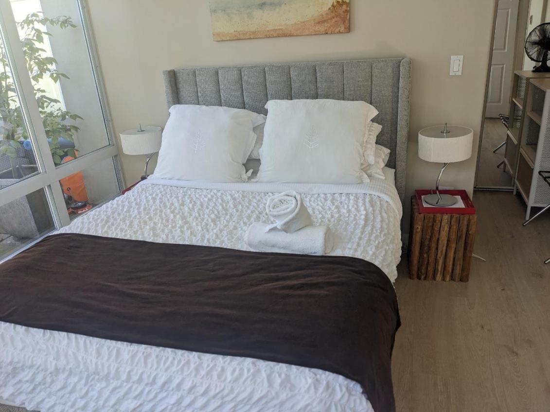 Penthouses Of Ave Vancouver