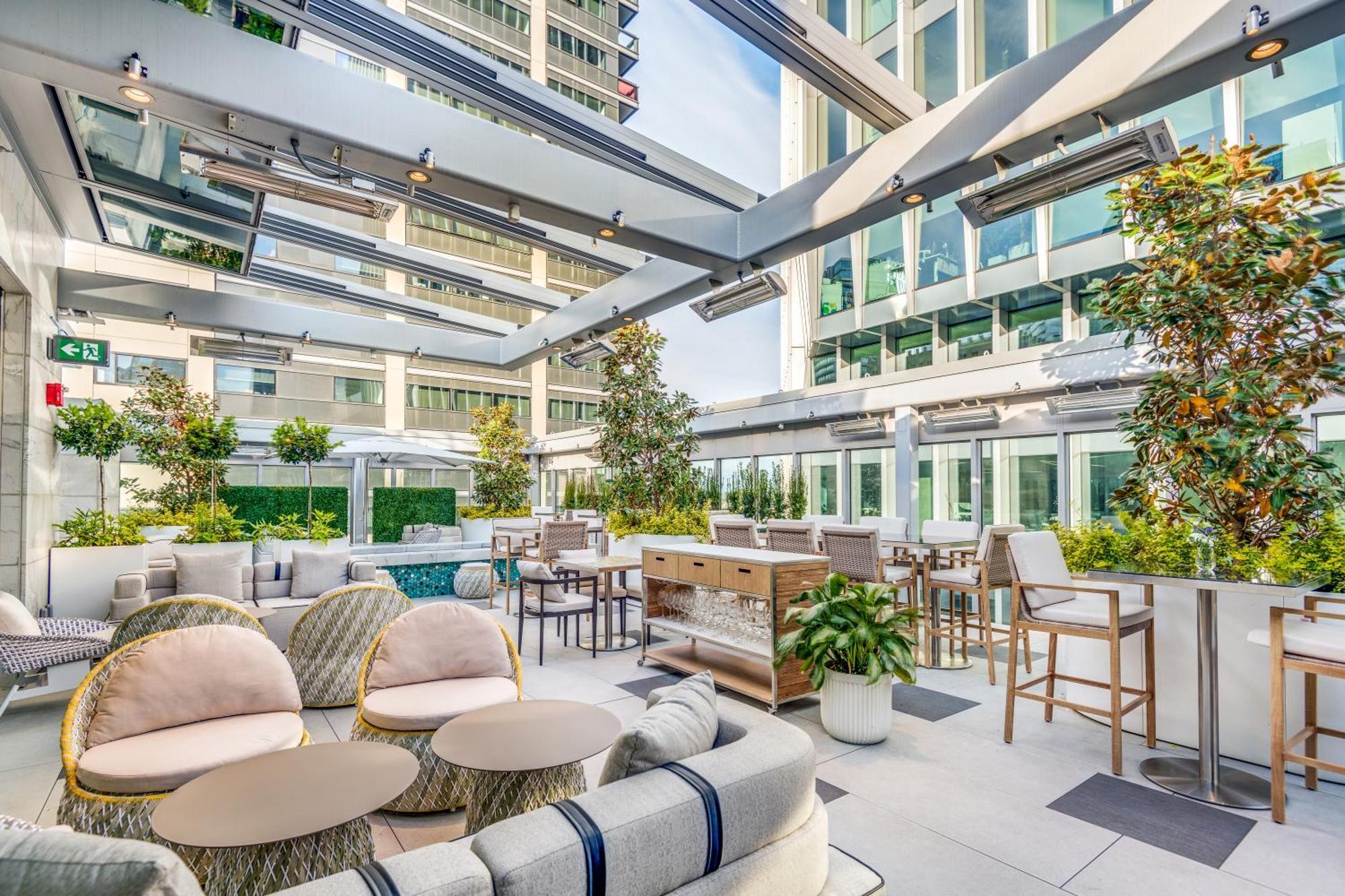 Azur Legacy Collection Hotel