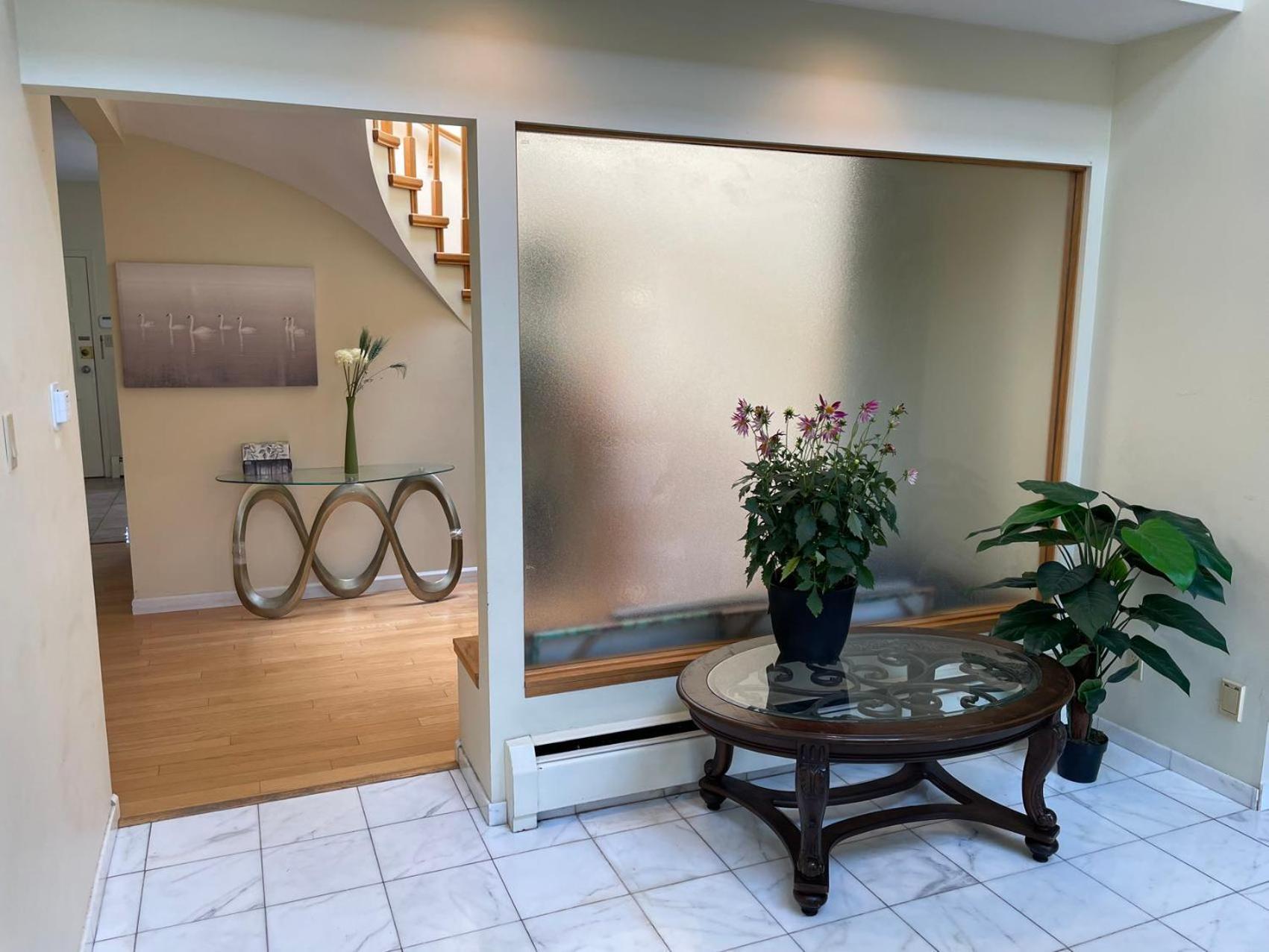 Stylish & Retreat - Basement * Vancouver