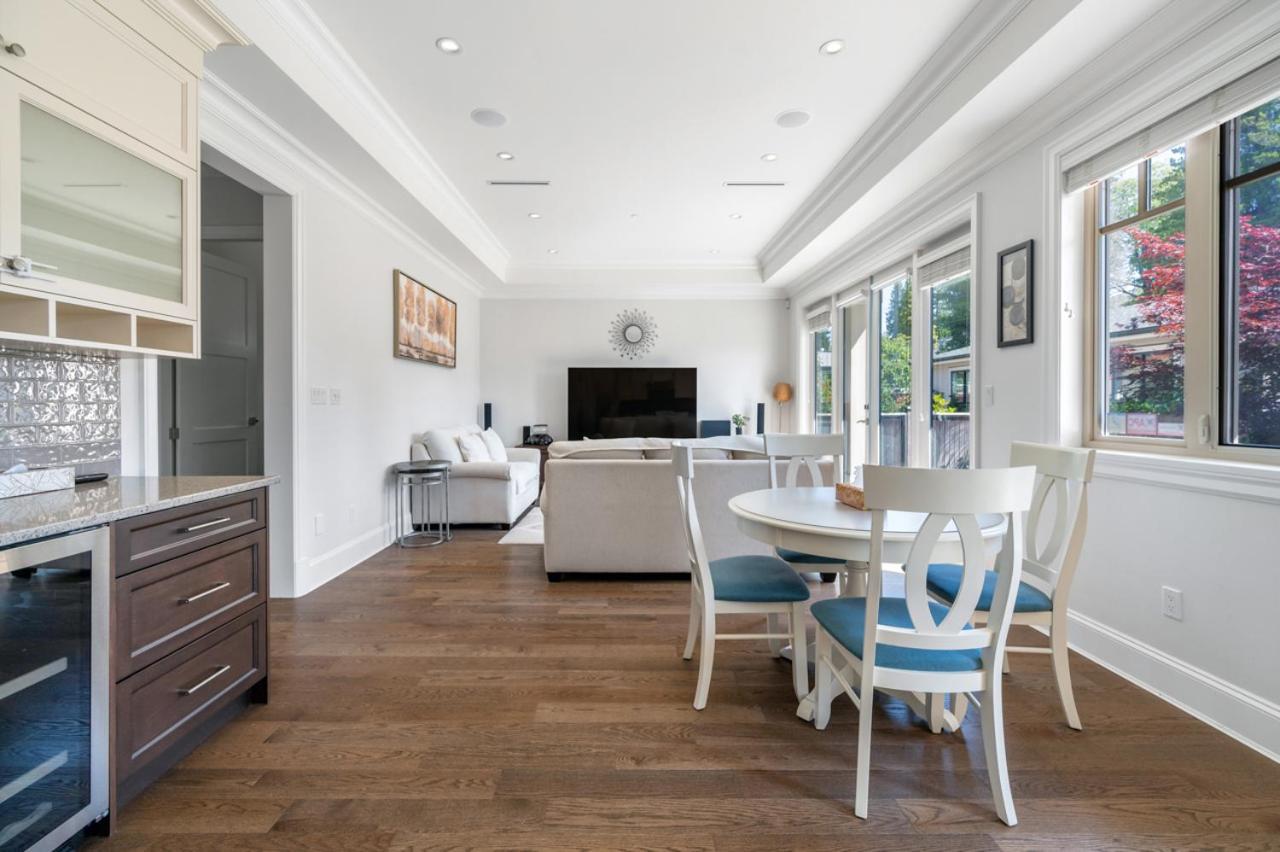 Elegant With Private Bathroom Gasthof