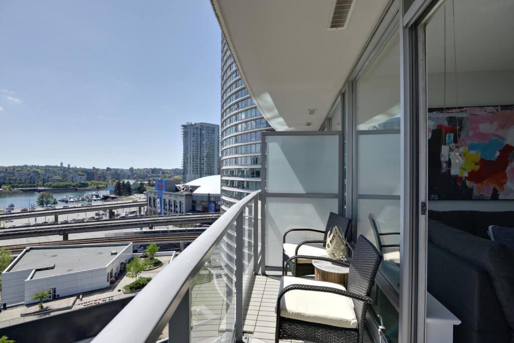 Apartment Luxary Downtown With Free Parking *