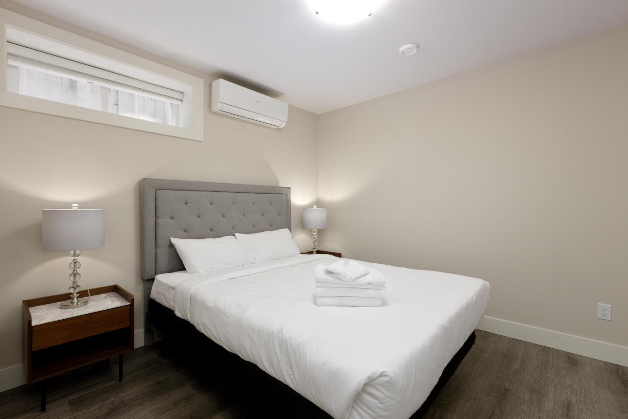 Spacious 4-bedroom In Convenient Location Holiday home Vancouver