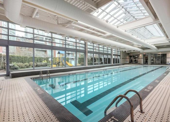Urban Oasis In Downtown 1 Bed 1 Bath