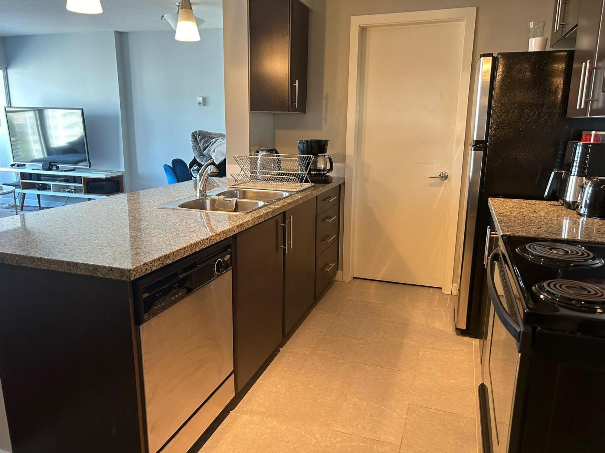 Urban Oasis In Downtown 1 Bed 1 Bath Apartment