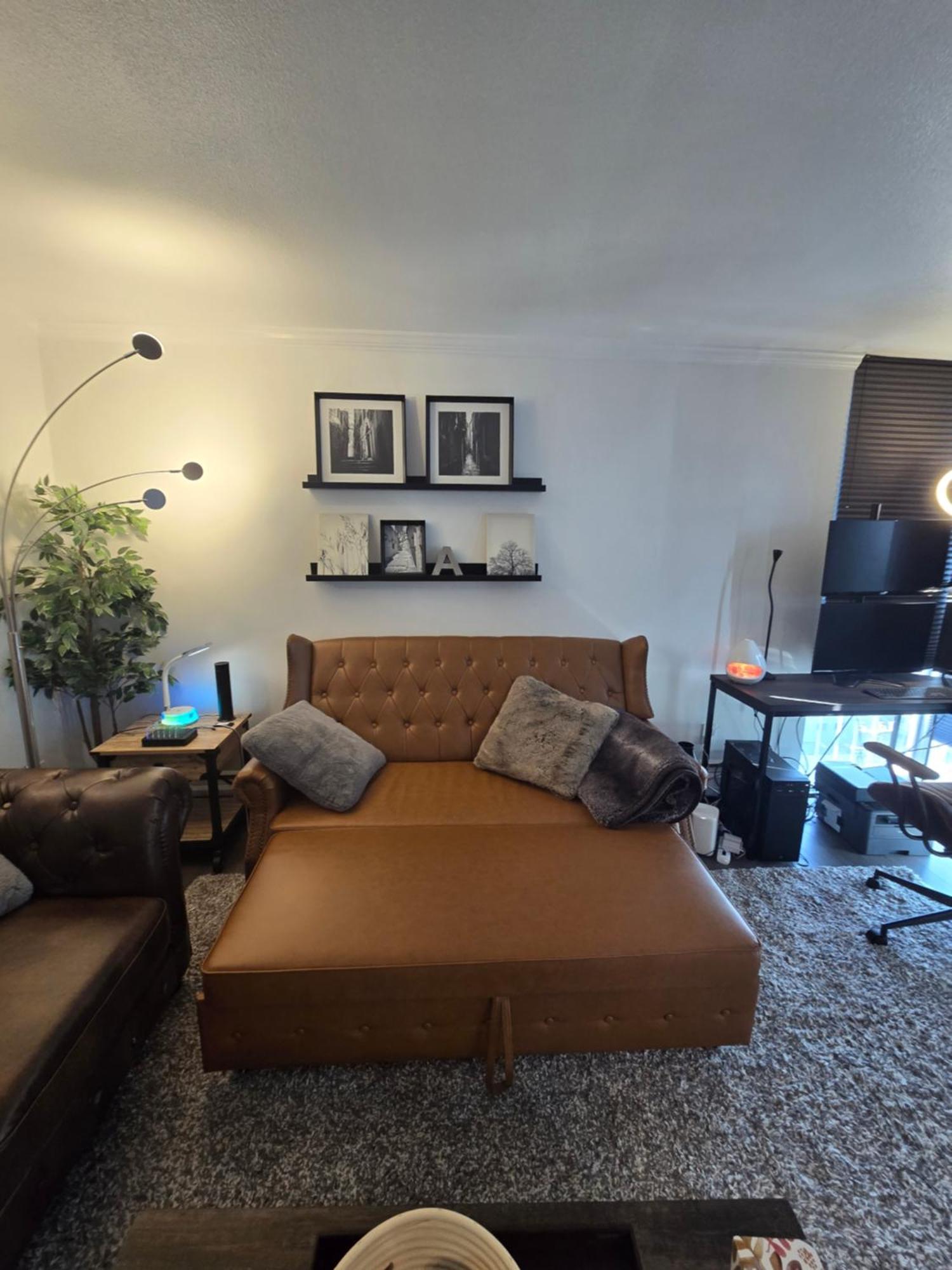 Designer-luxury. Waterview, Parking, Rooftop Pool *