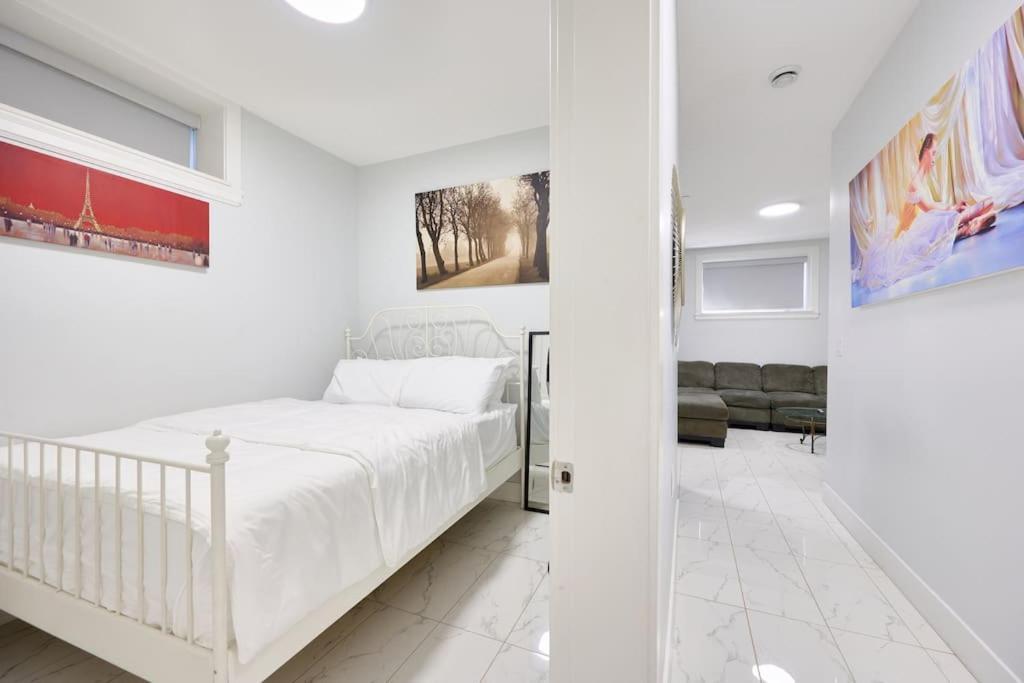 Basement In Vancouver