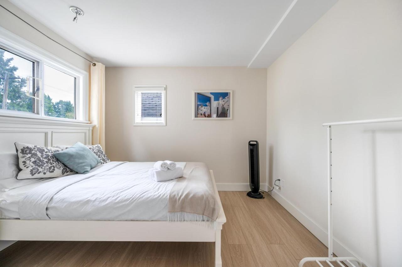 Charming Coastal Haven In With Shared Bathroom Homestay Vancouver