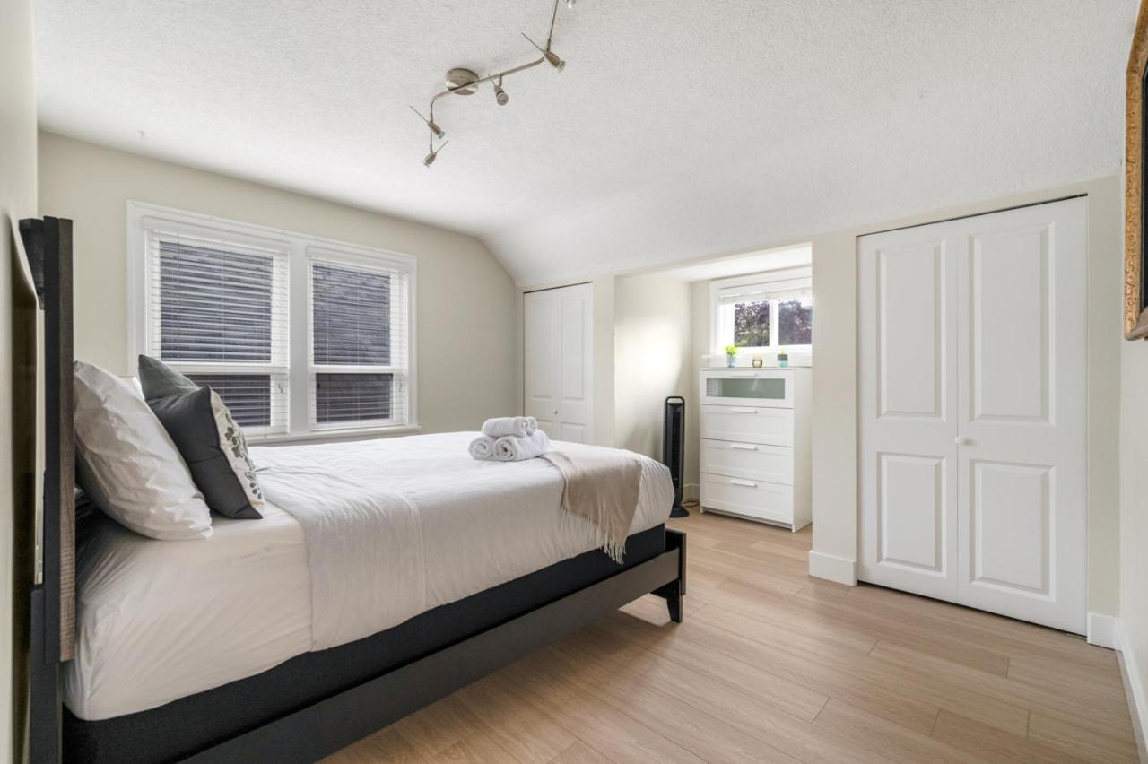 Charming Coastal Haven In With Shared Bathroom Homestay Vancouver