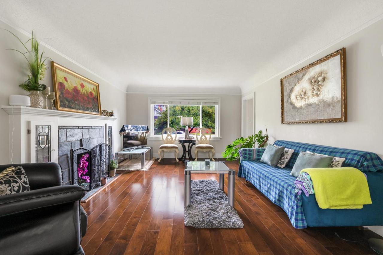 Charming Coastal Haven In With Shared Bathroom Homestay Vancouver
