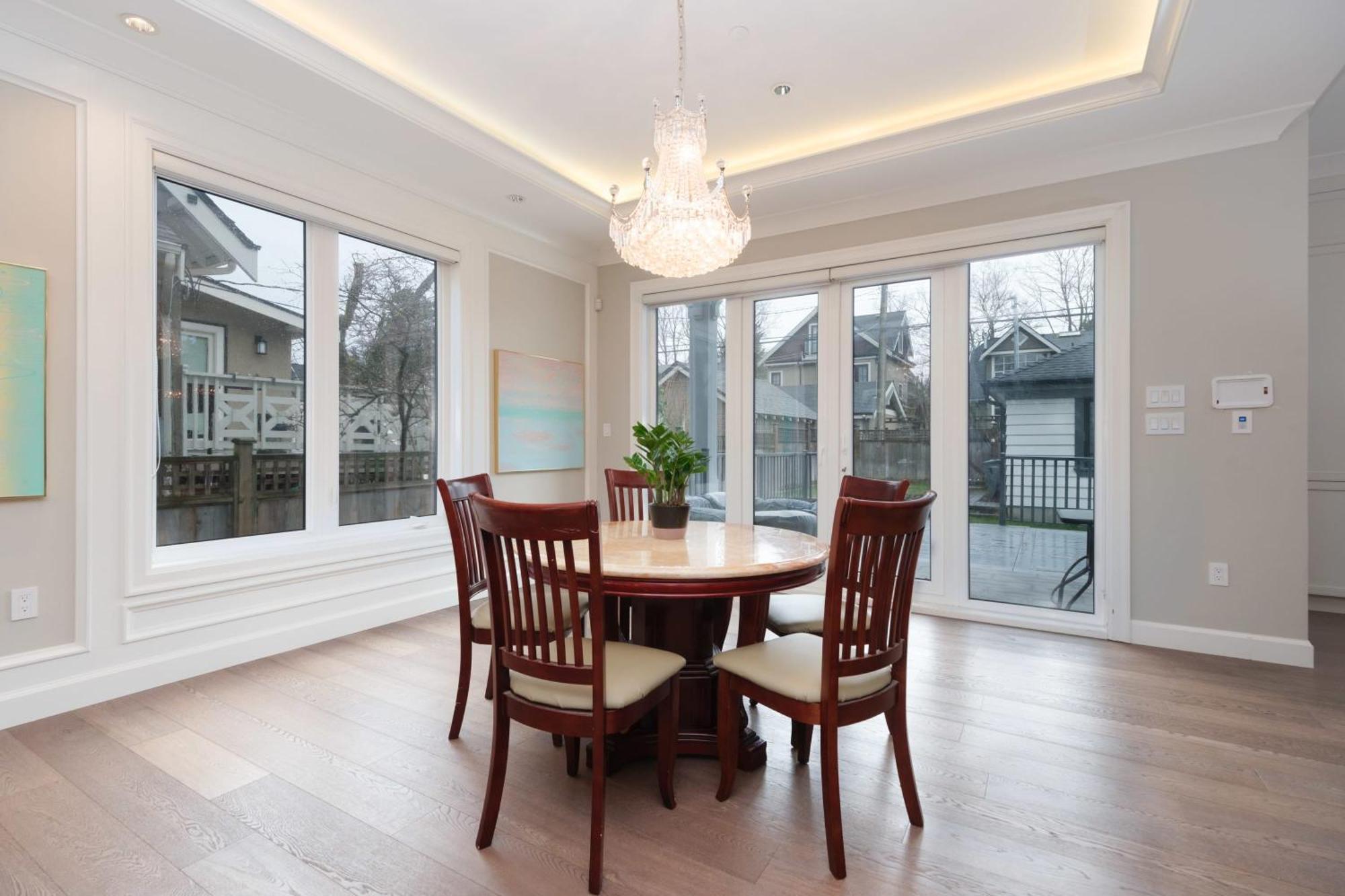 Basement With Shared Washroom In Deluxe Holiday home Vancouver