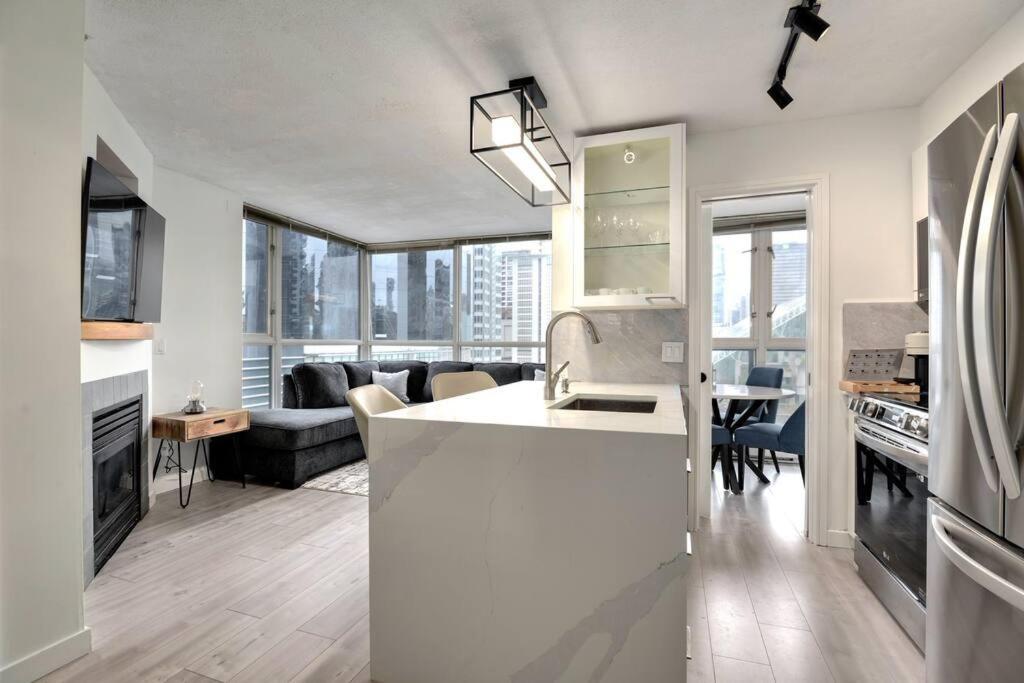 Apartment Luxury In Downtown With View *