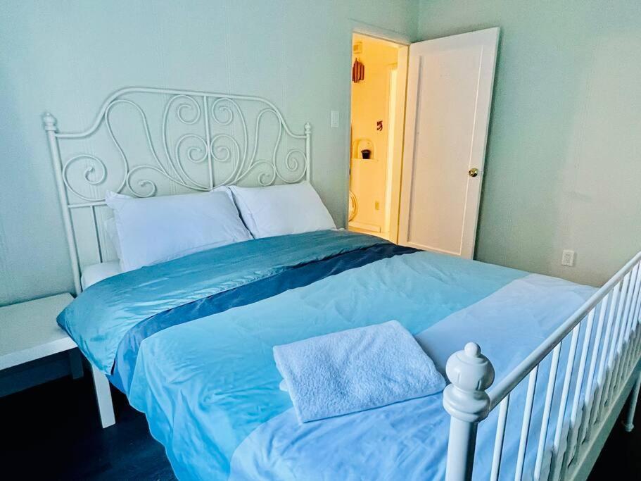 Apartment Unique Park House 5min Walk To Subway *