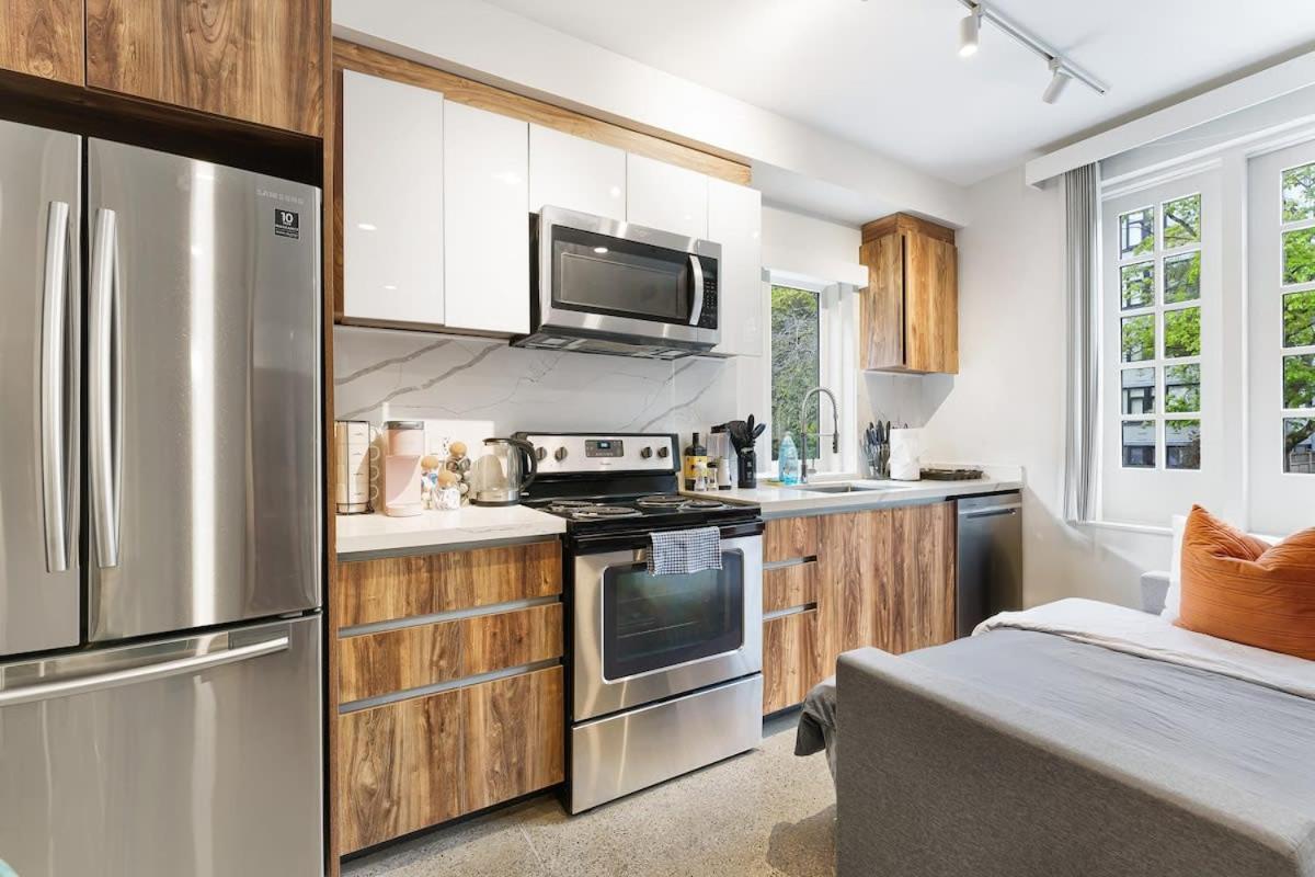 Apartment Designer Cozy In Vibrant West End Dwntwn *