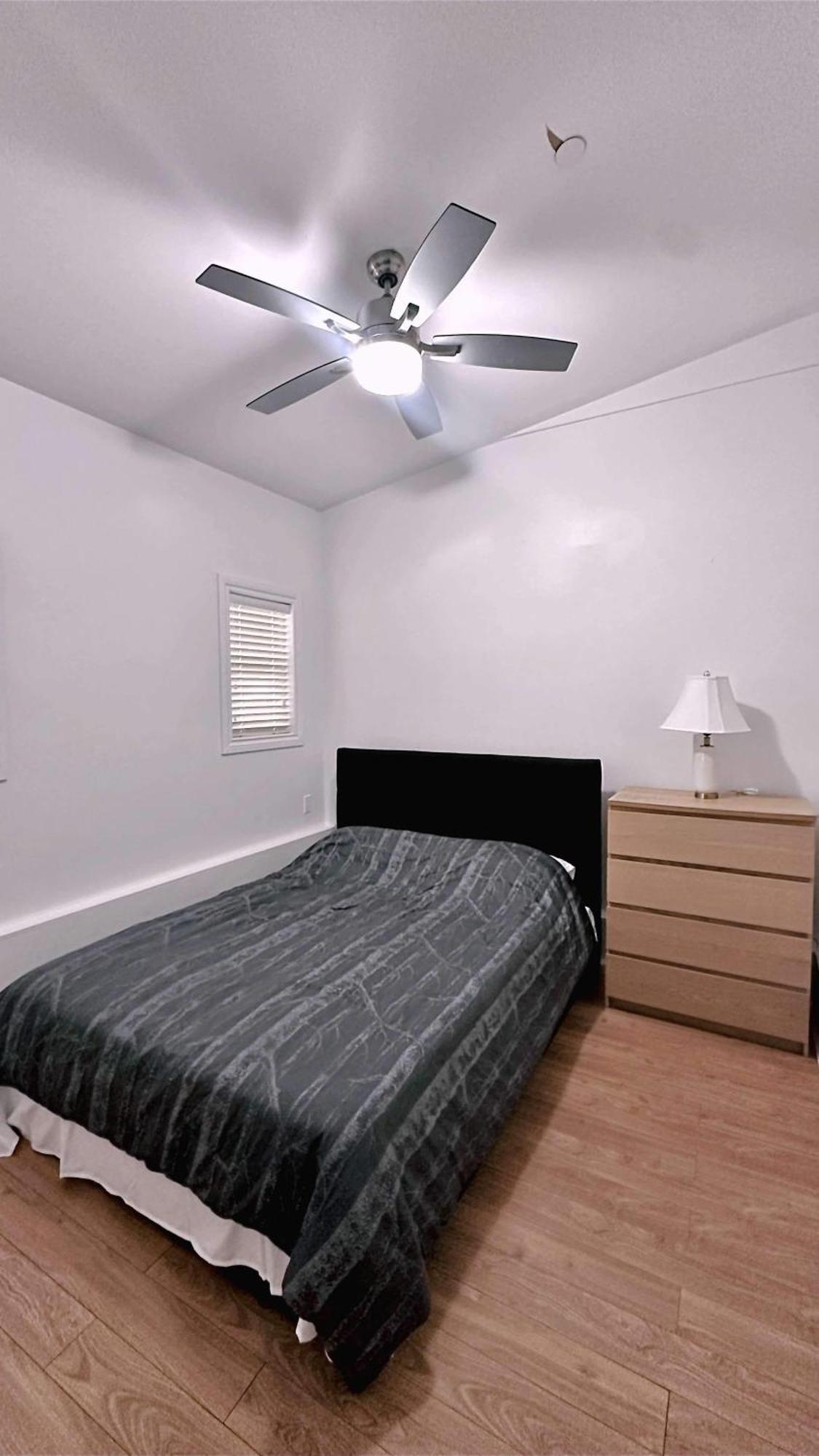 The Warm And Lovely Coach Guest house