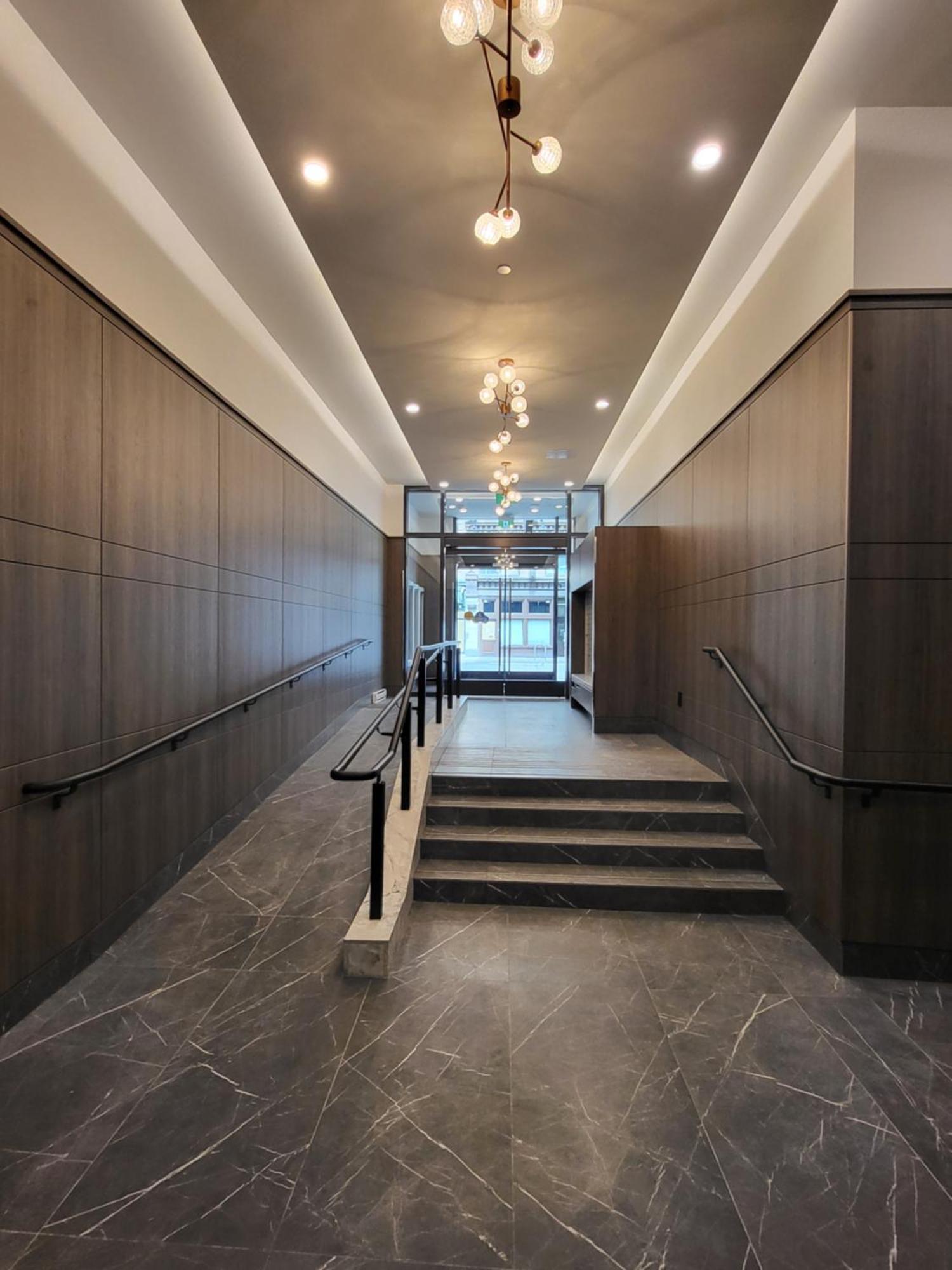 Downtown Center Silverstone Tower I And Ii Long-term Only Your Second In Vancouver