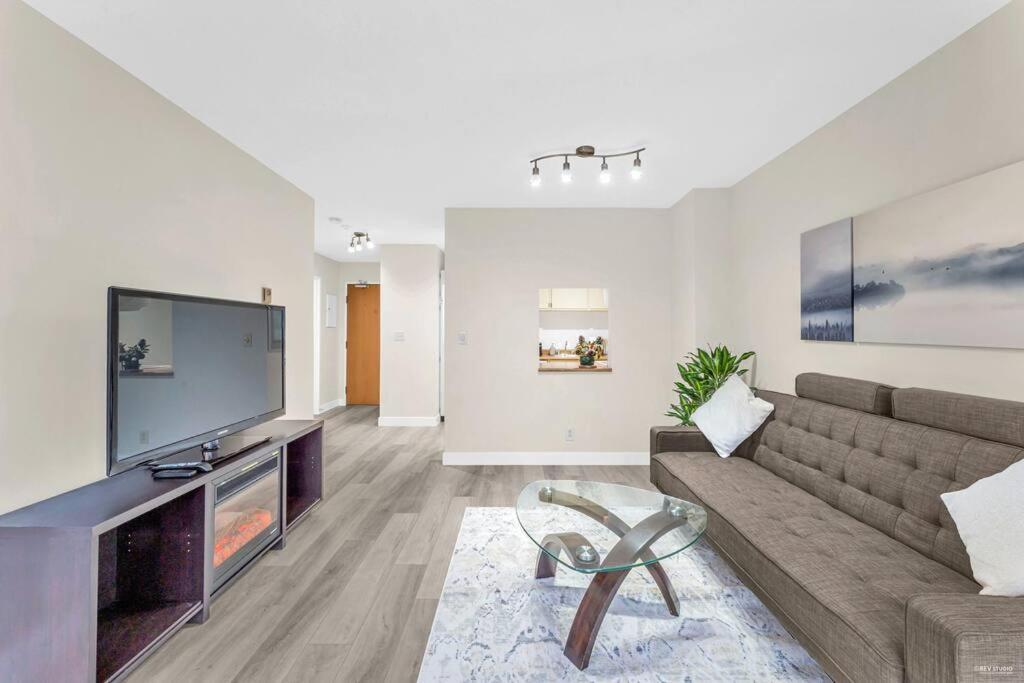 Beautiful Two Beds With Free Parking