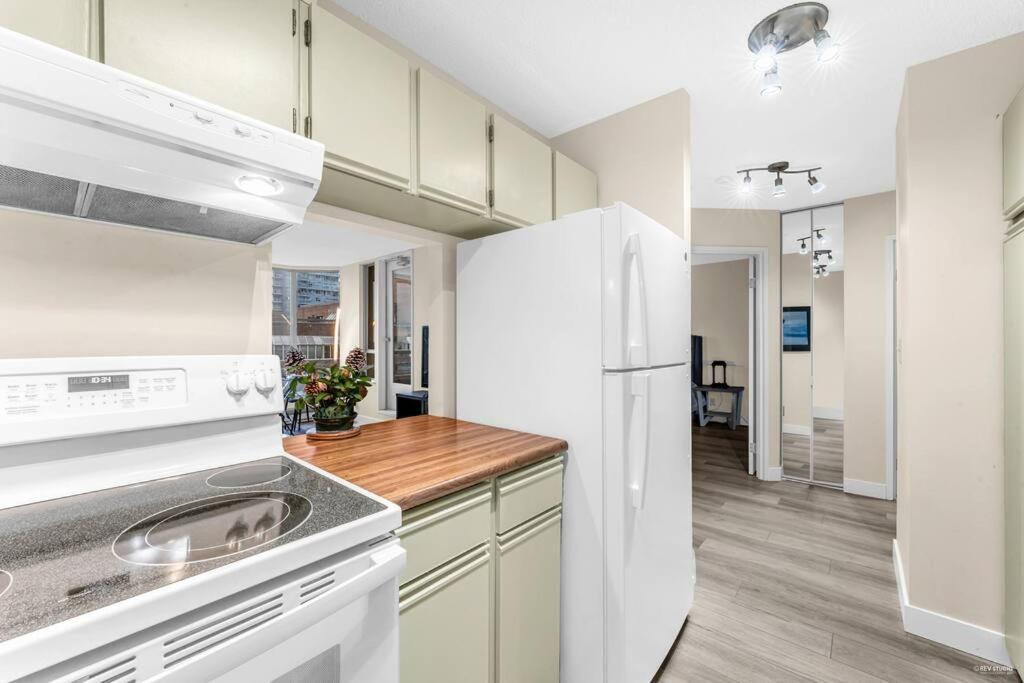 Beautiful Two Beds With Free Parking