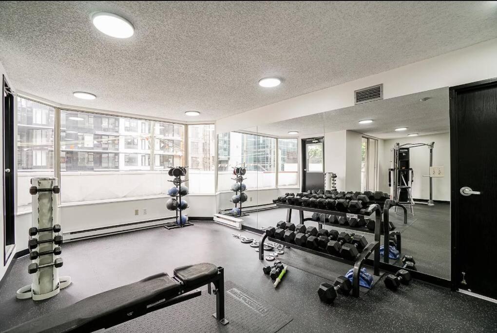 Apartment Beautiful Two Beds With Free Parking Vancouver