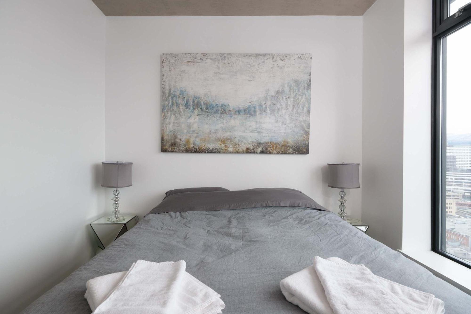Apartment Modern Downtown With Stunning Water Views Vancouver