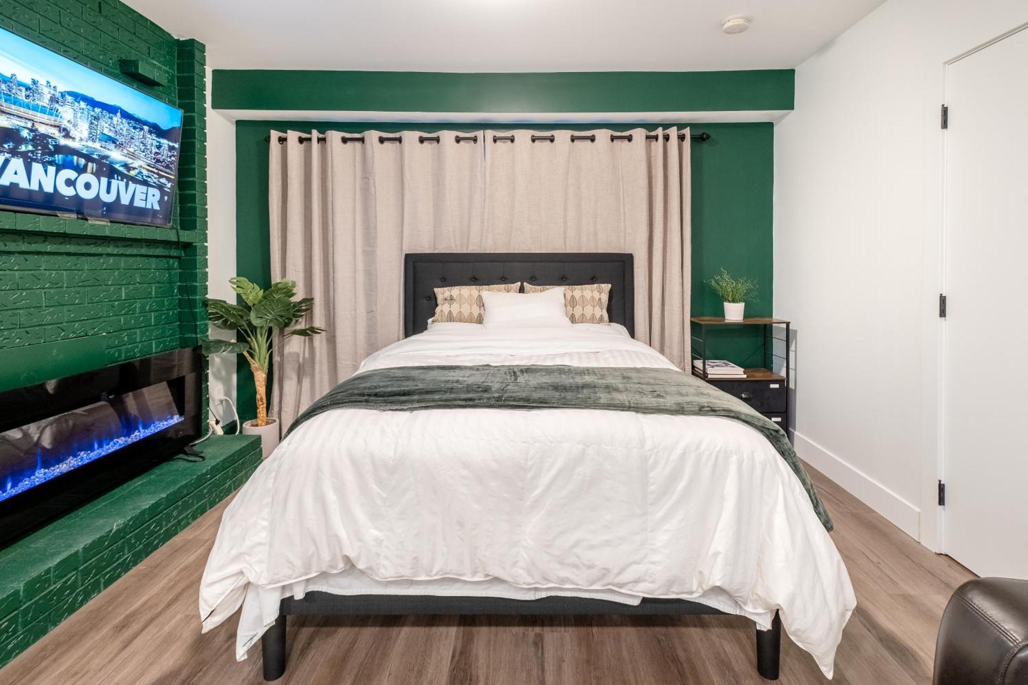 Vancouver Central Green Studio Guest house *