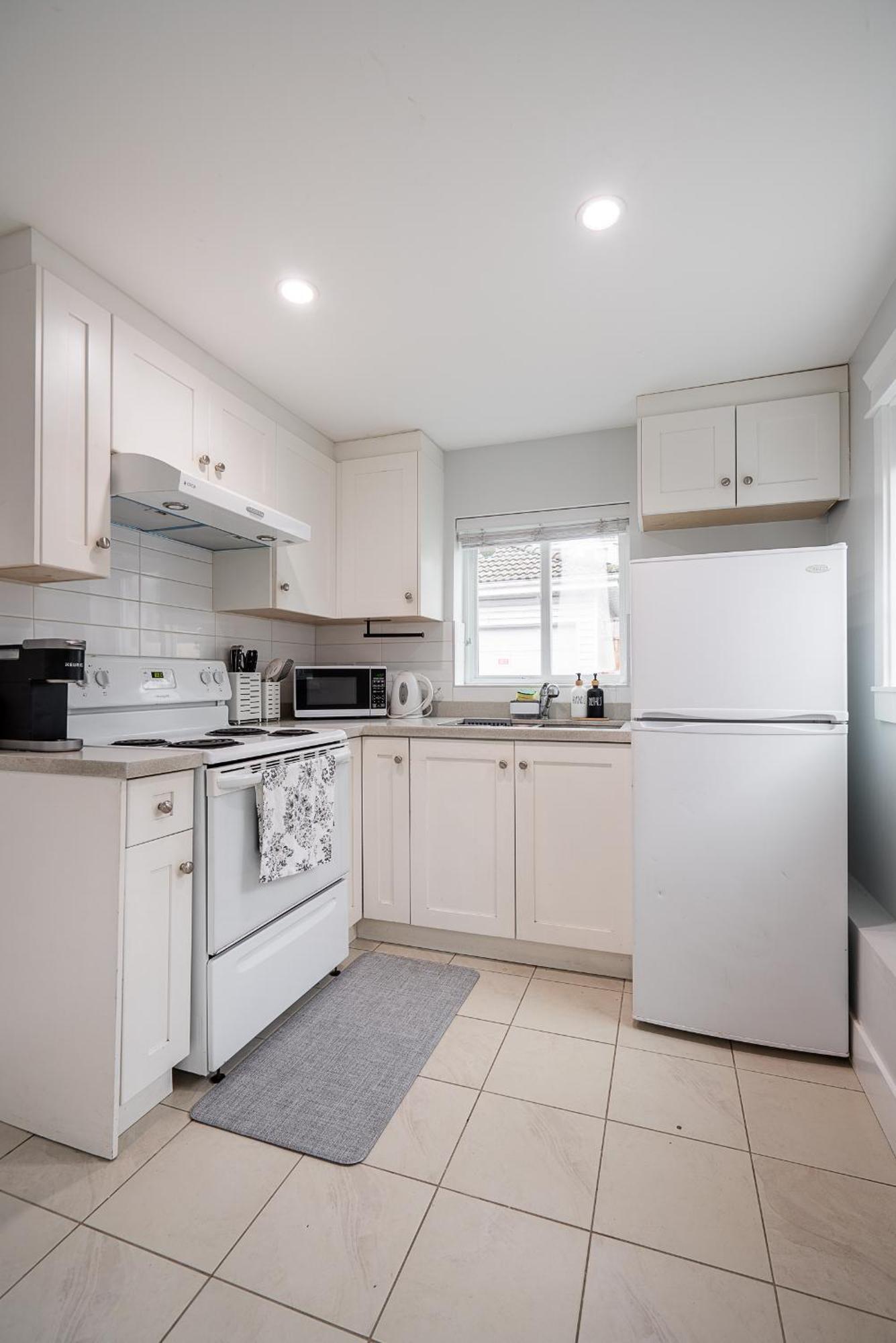 Cozy And Modern 2br