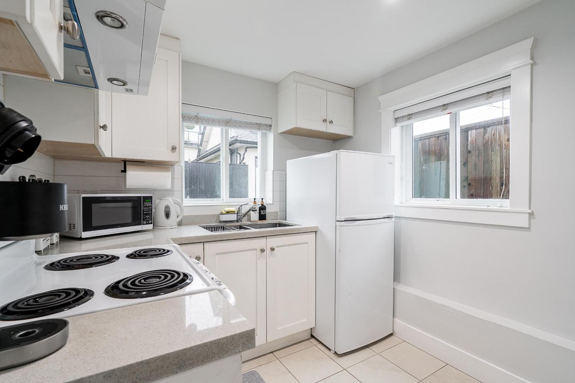 Cozy And Modern 2br Vancouver