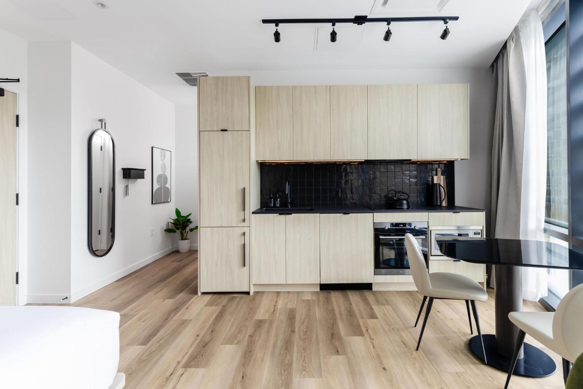 Smithe House Hotel 4*