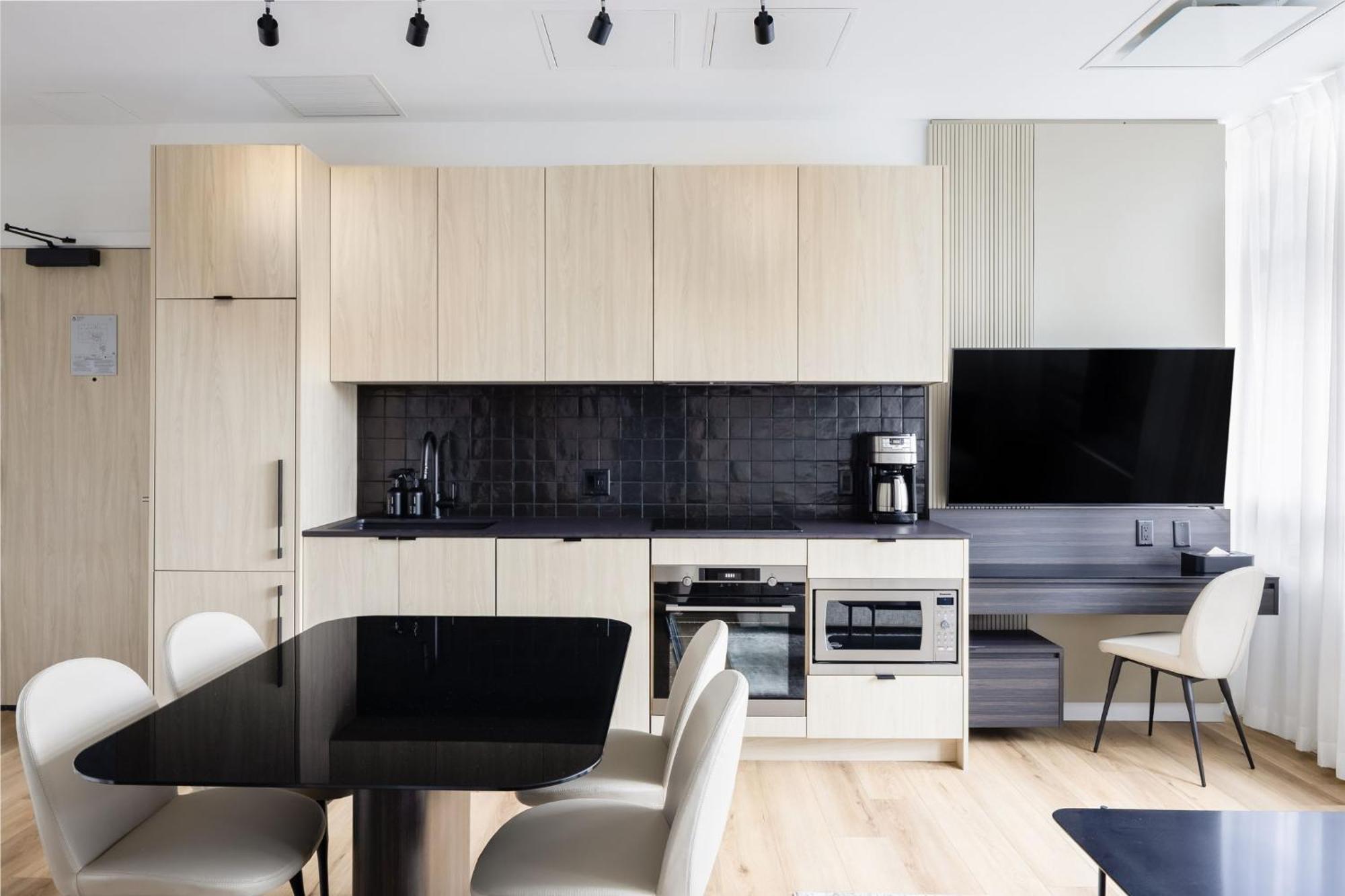 Smithe House Hotel Vancouver