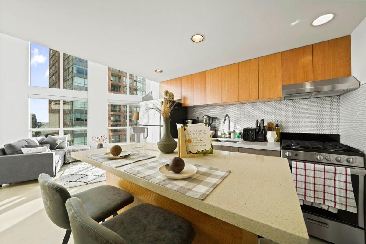The Urban Loft Nest * Vancouver