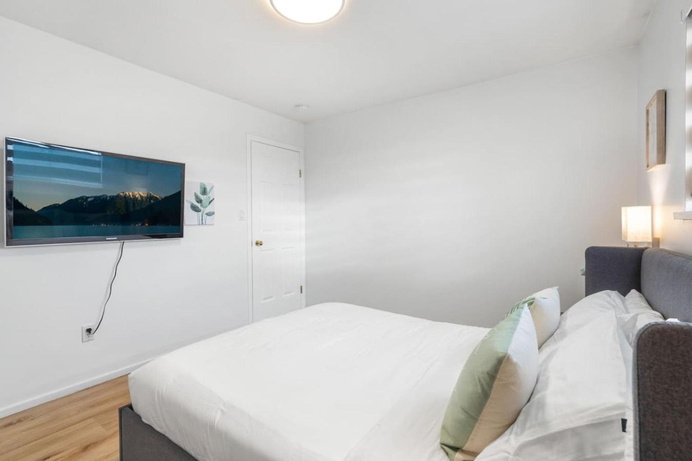 Spacious Family Retreat To Yvr And Downtown Vancouver