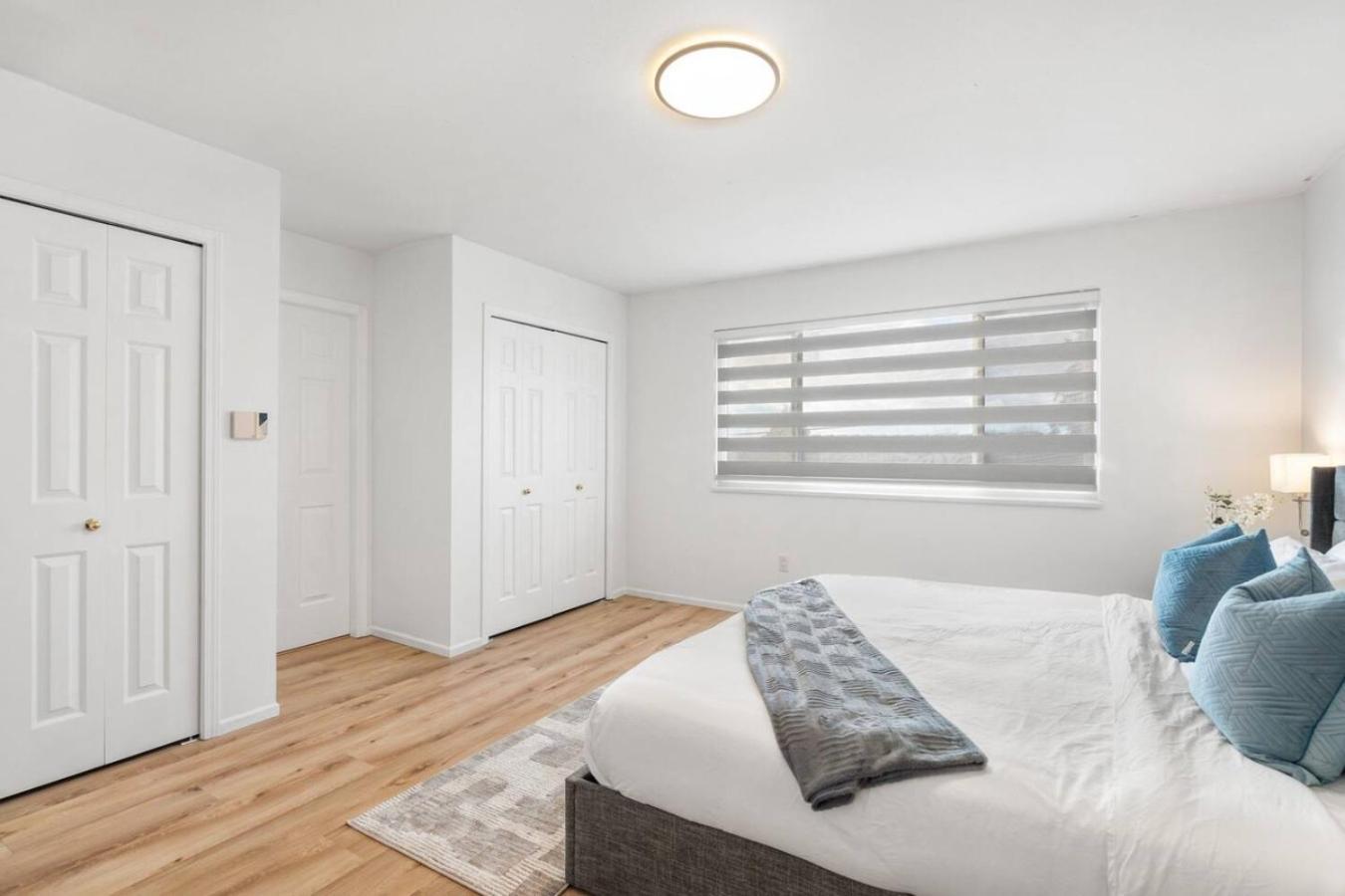 Holiday home Spacious Family Retreat To Yvr And Downtown Vancouver