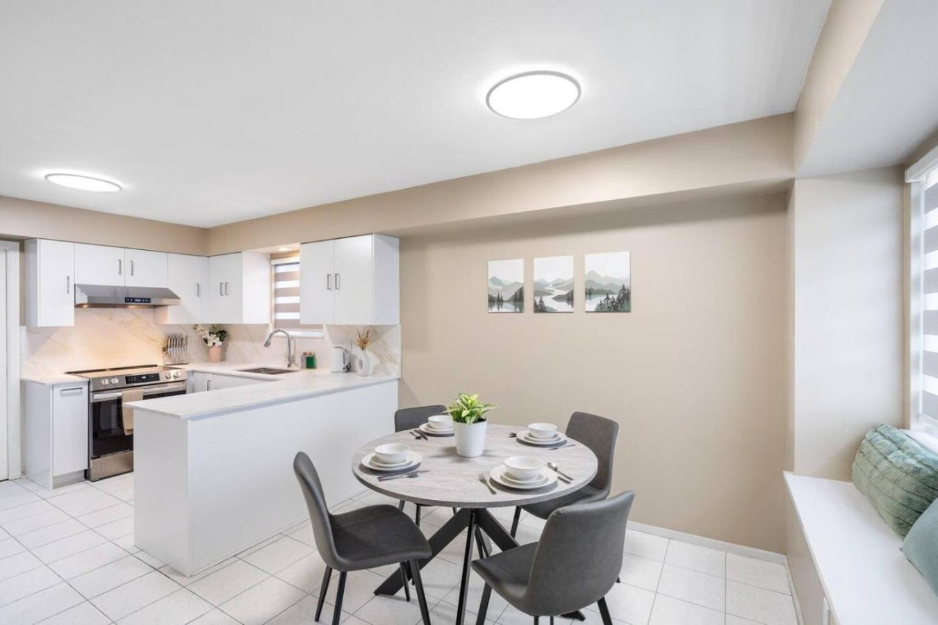 Spacious Family Retreat To Yvr And Downtown Holiday home *