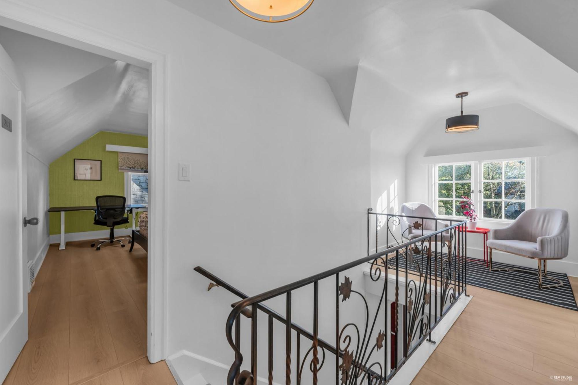 Cozy Four Bedroom House In West Homestay