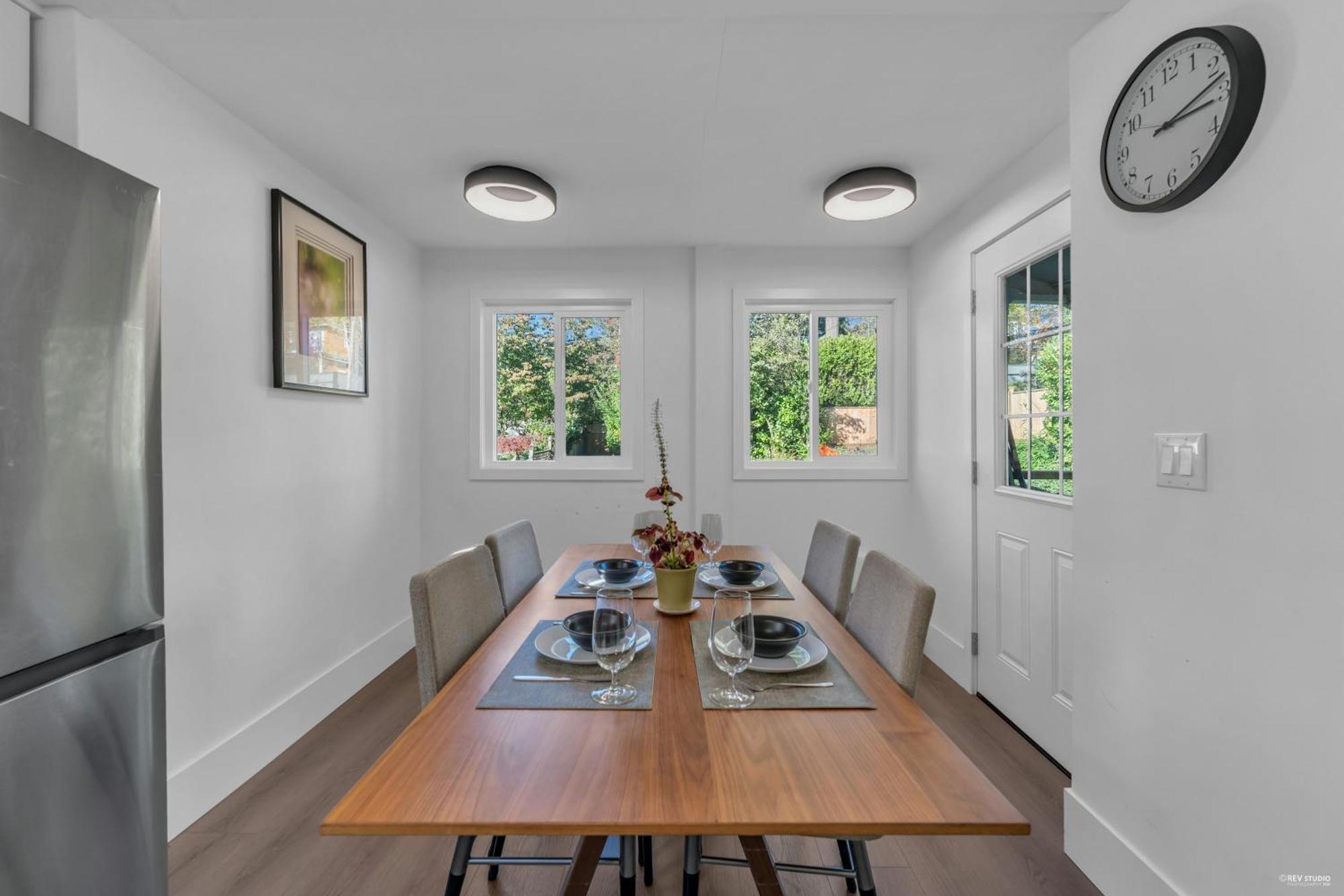 Cozy Four Bedroom House In West