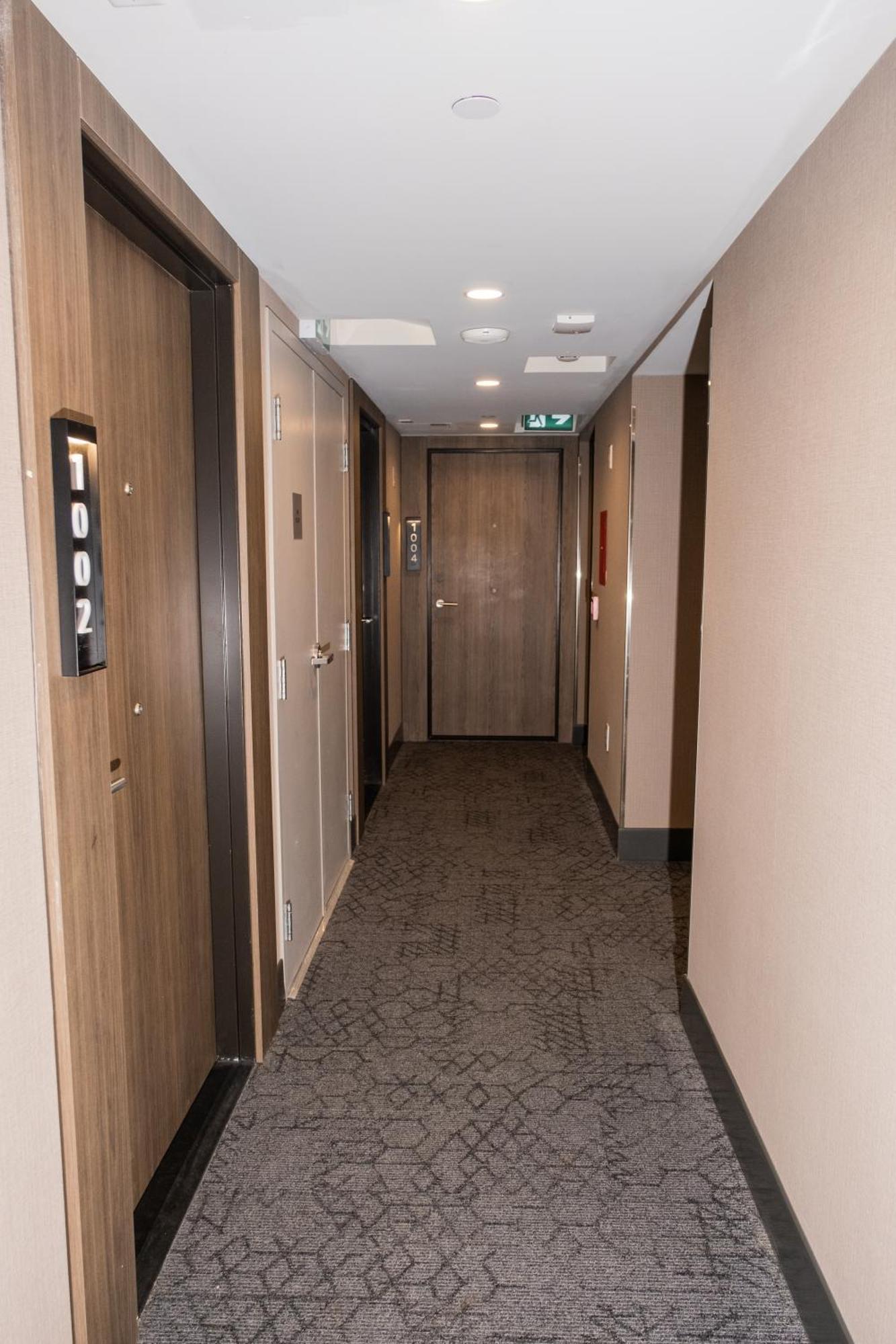 Downtown Center Silverstone Tower I And Ii Long-term Only Your Second In *