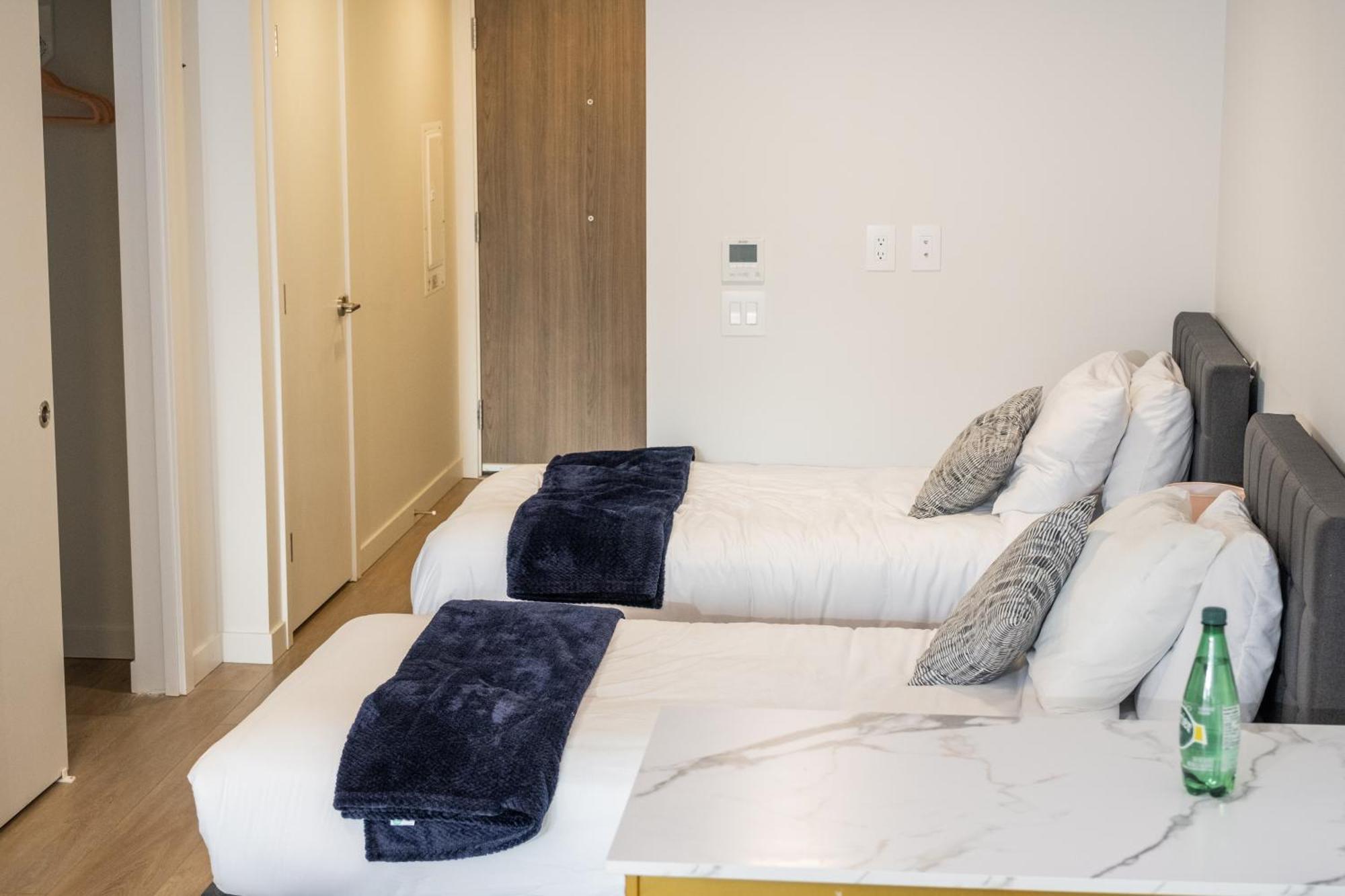 Downtown Center Silverstone Tower I And Ii Long-term Only Your Second In Apartment *