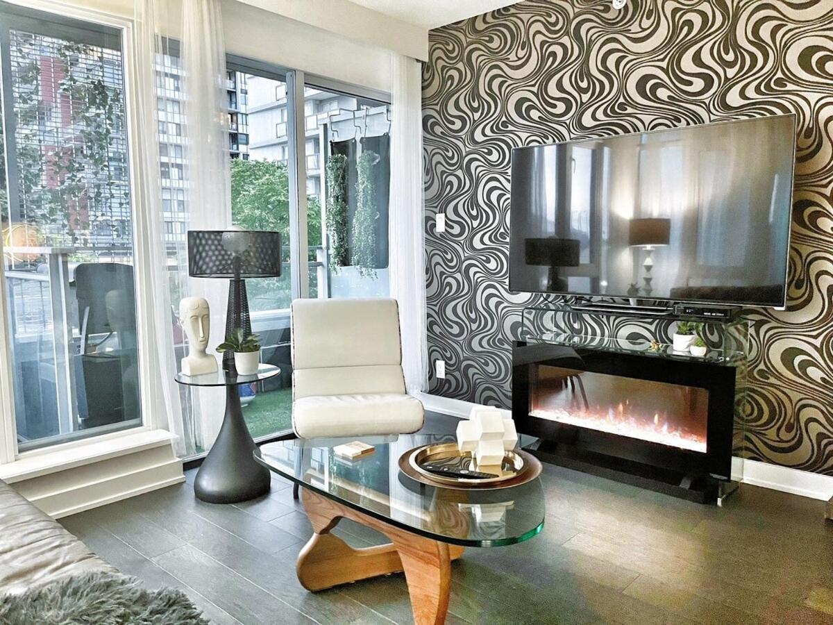 Downtown, Yaletown Condo, Ac Apartment