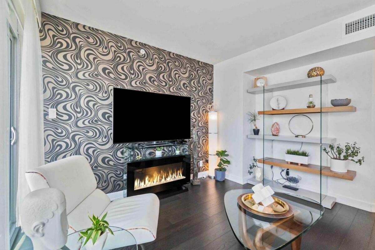 Downtown, Yaletown Condo, Ac Vancouver