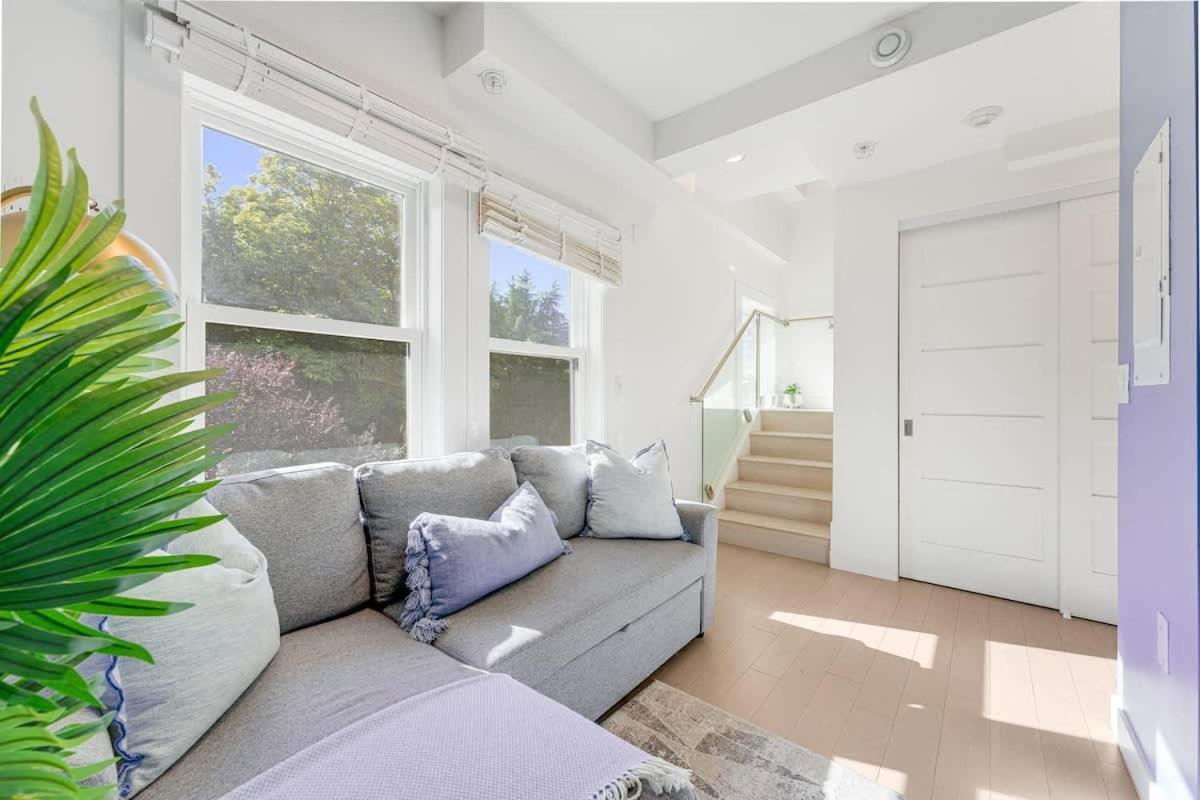 Apartment Cozy & Chic In Location *